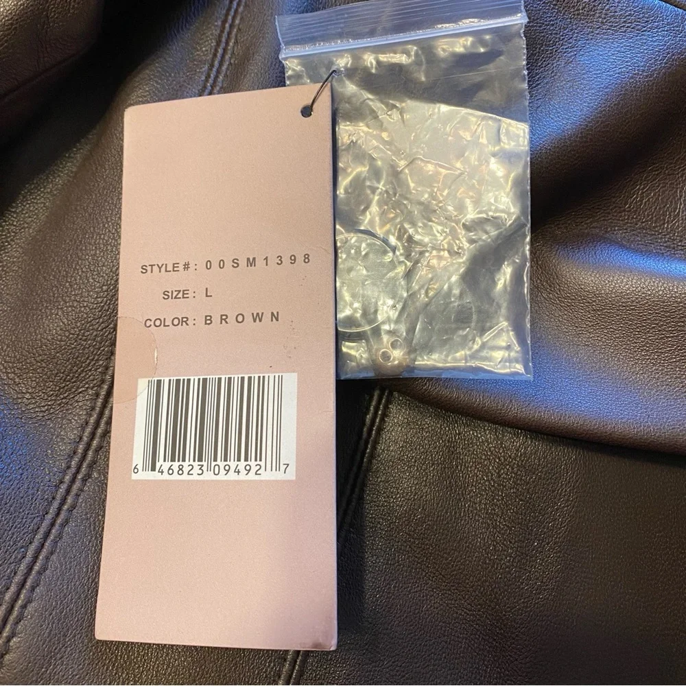 Women's Dark Brown Leather Jacket NWT Great gift - Picture 4 of 5